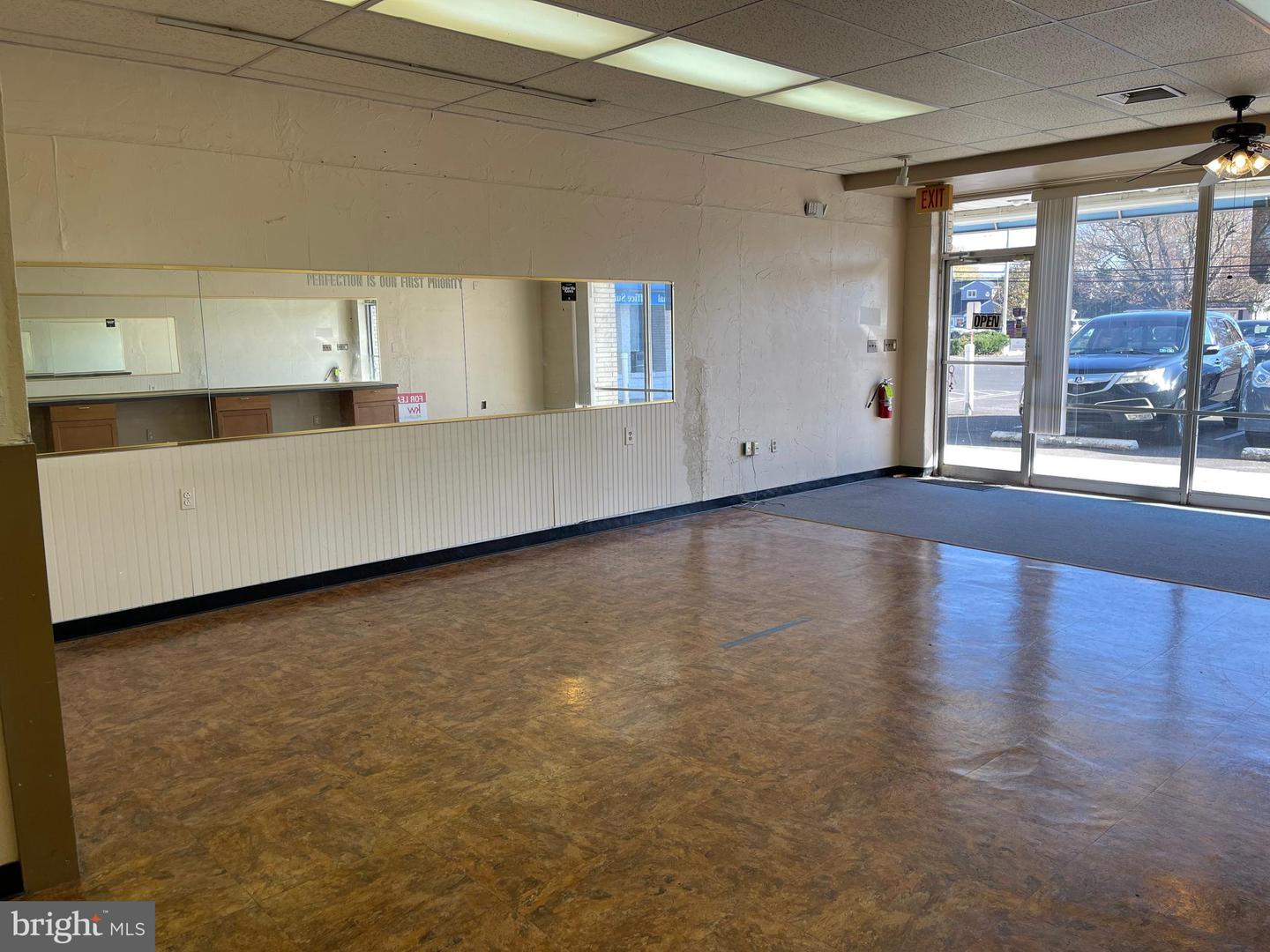 364 W Trenton Ave #4 Property Photo 14