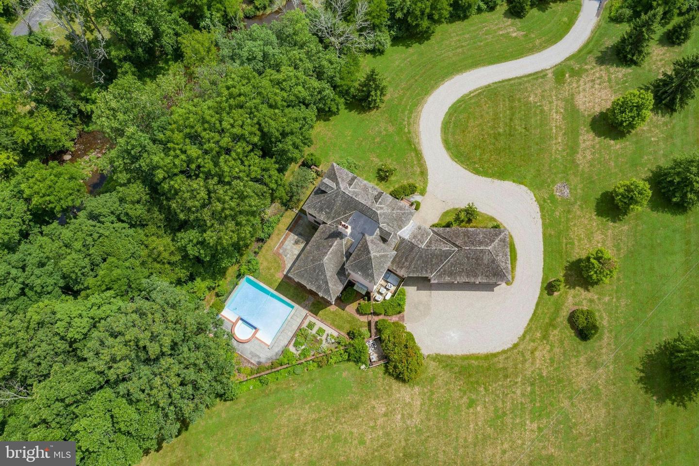 2577 Township Rd Property Photo 8