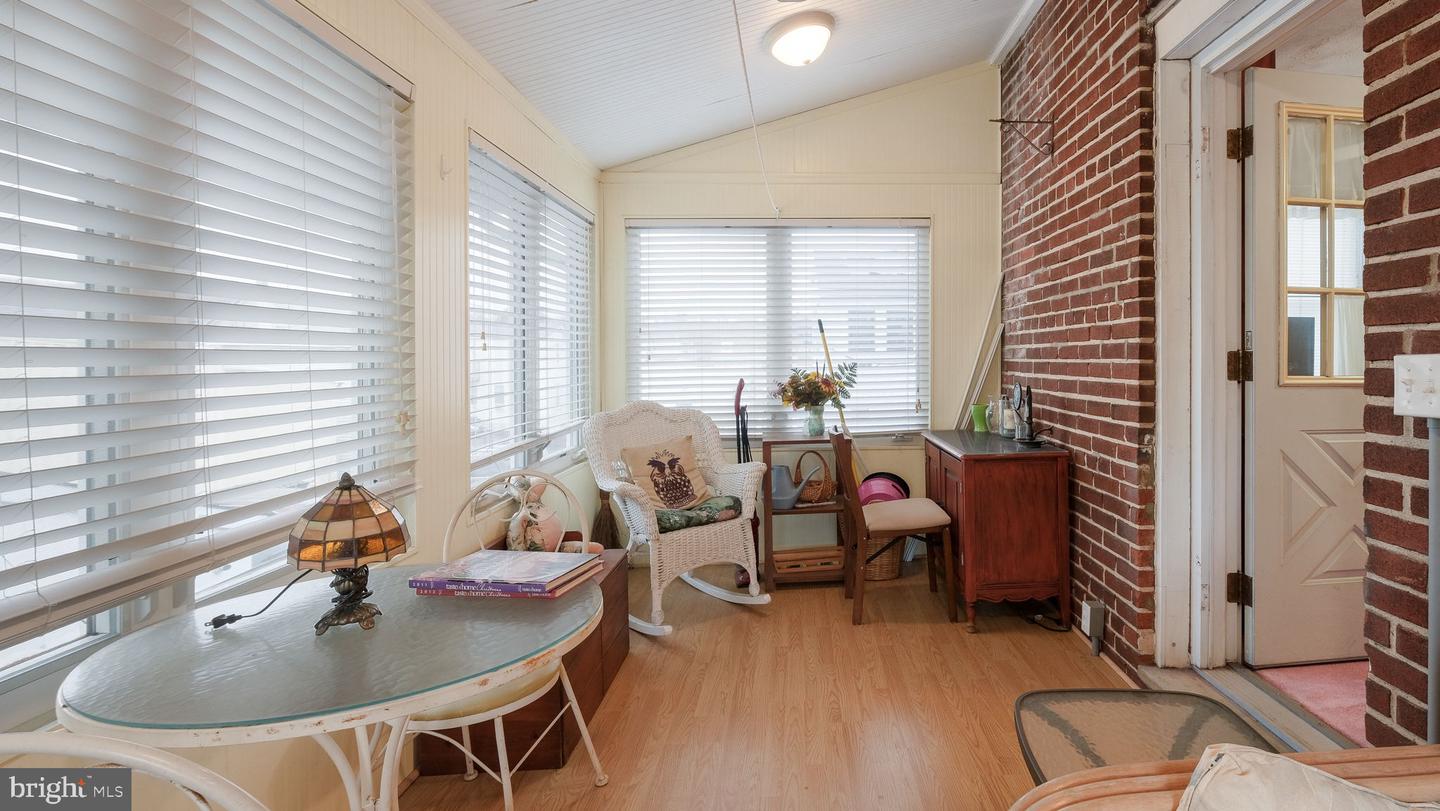 136 Bellevue Ave Property Photo 26
