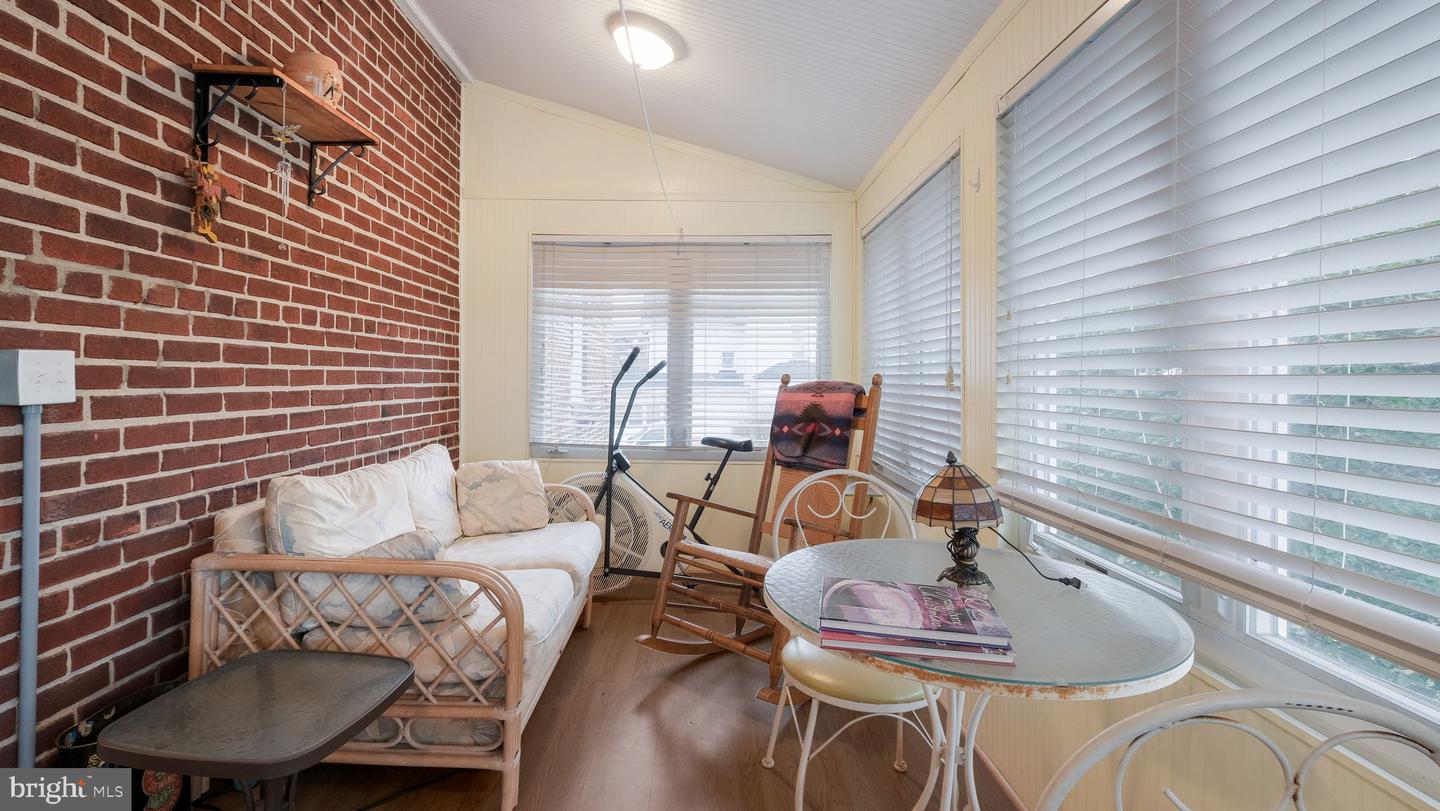 136 Bellevue Ave Property Photo 27