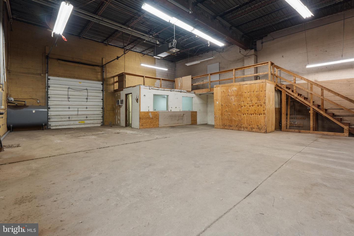 400 Branch Rd Property Photo 18