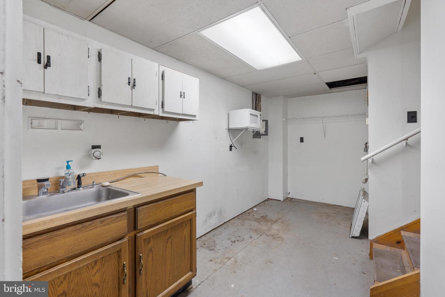 400 Branch Rd Property Photo 26