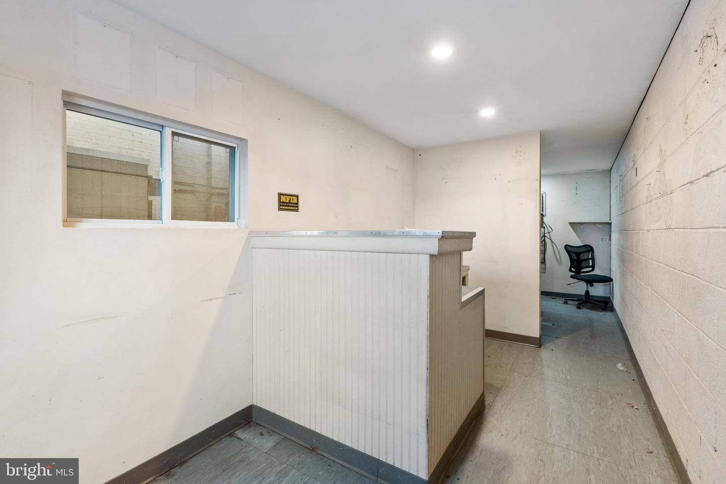 400 Branch Rd Property Photo 36