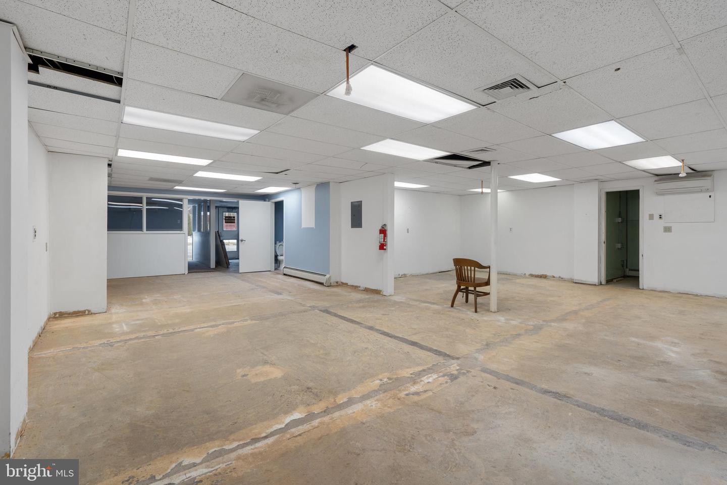 400 Branch Rd Property Photo 40