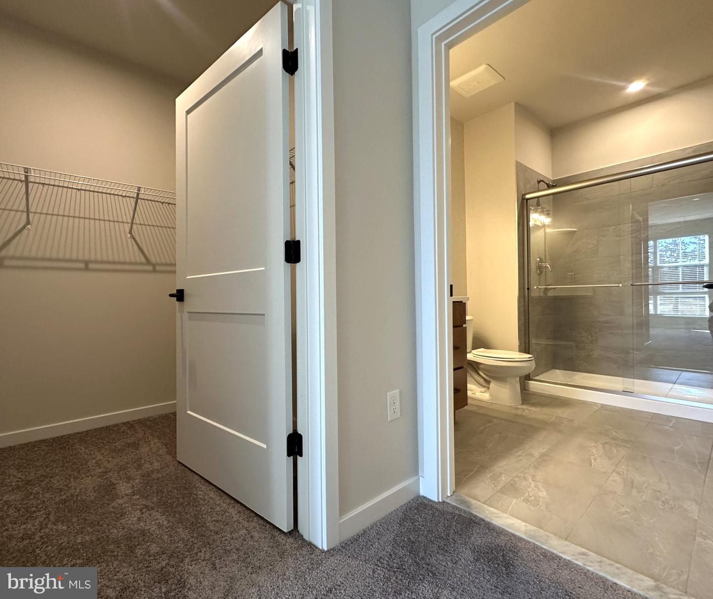 409 W Butler Ave #218 Property Photo 20