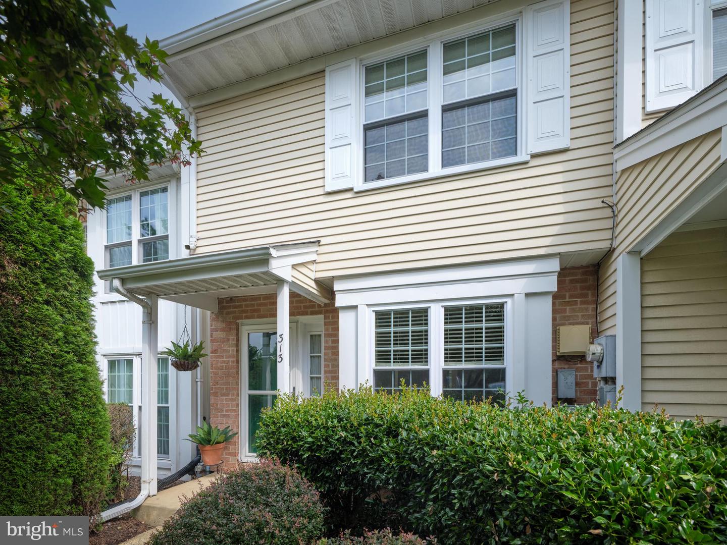 313 Leedom Way #63 Property Photo