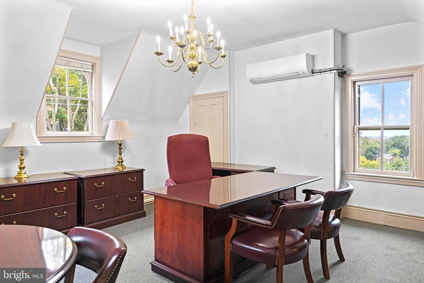 152 N Main St #2-a Property Photo 40