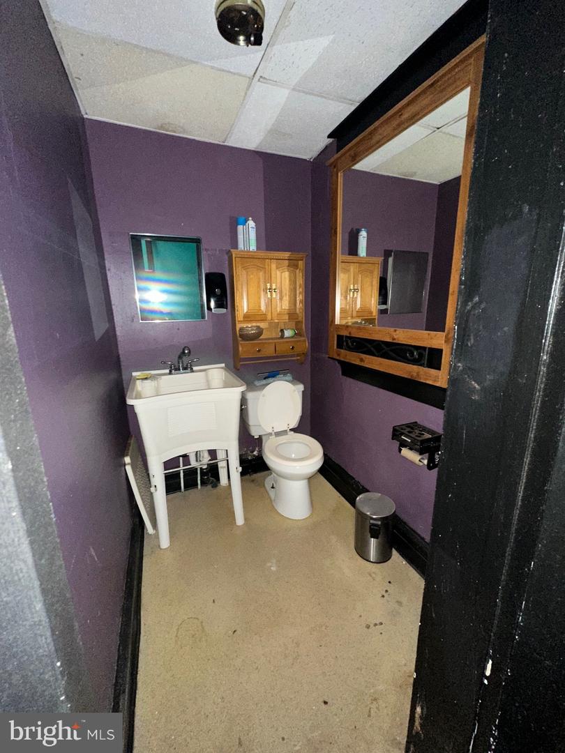 717 Bristol Pike Property Photo 8