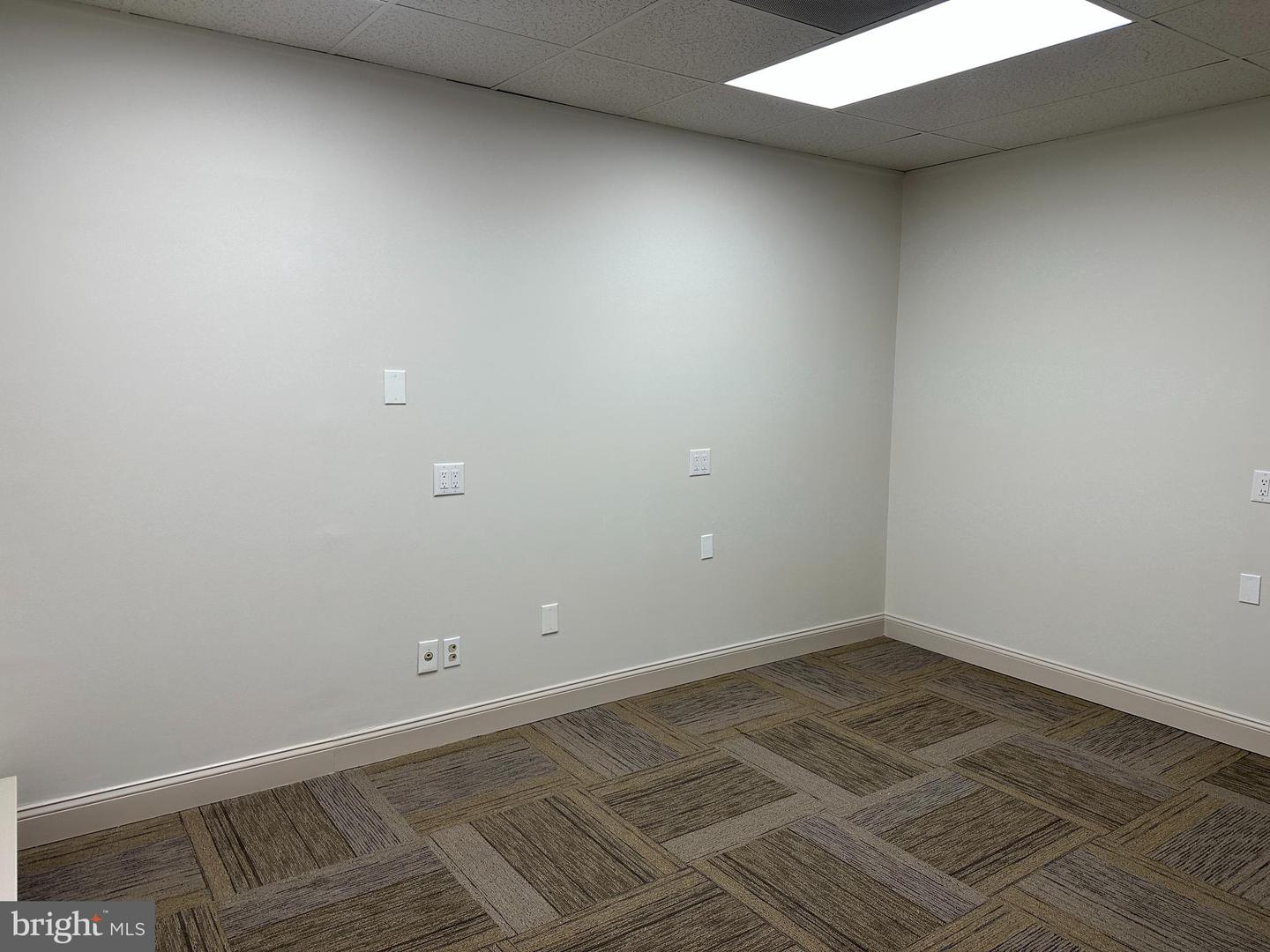 100 W Butler Ave #106b Property Photo 5