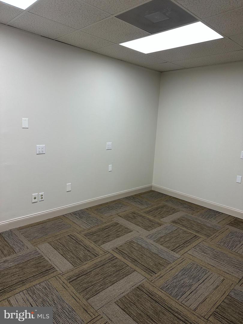 100 W Butler Ave #106b Property Photo 6