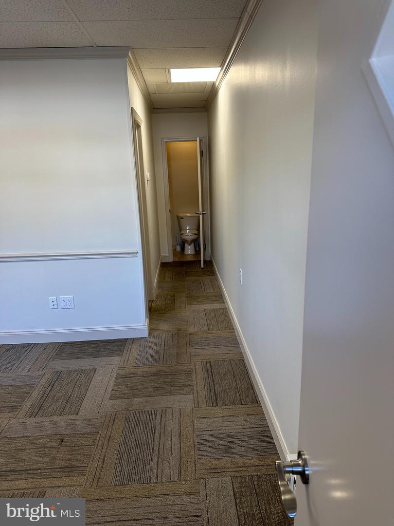 100 W Butler Ave #106b Property Photo 12