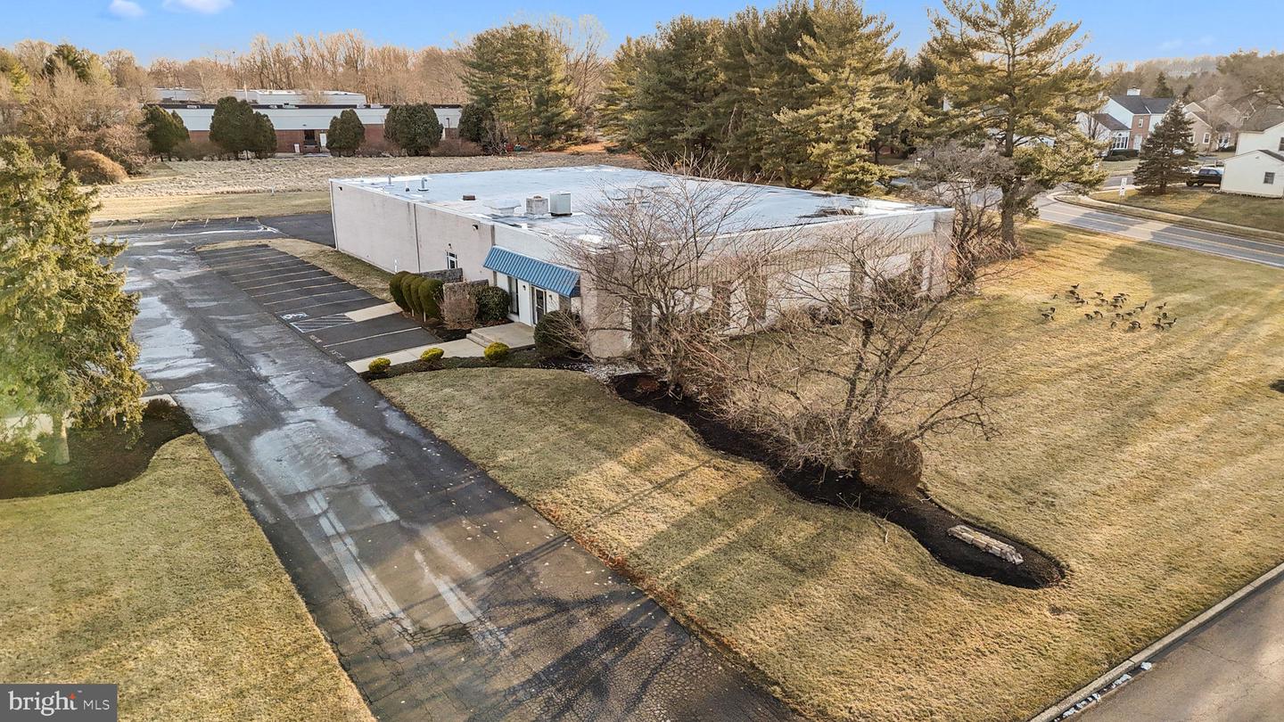 2 Pheasant Run Property Photo 12