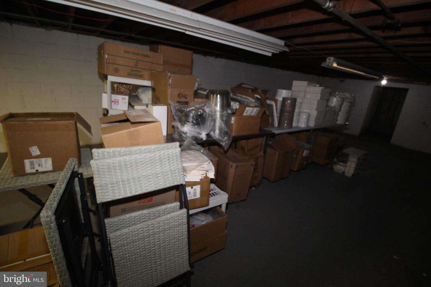 1806 Brownsville Rd Property Photo 33
