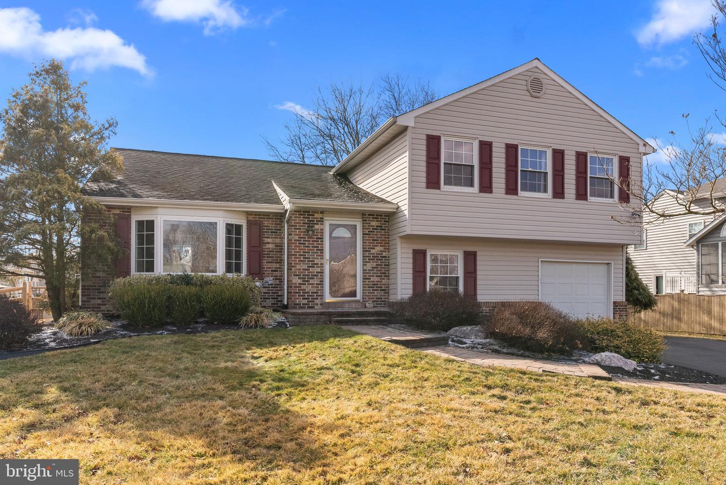 1423 Scarlet Oak Rd Property Photo