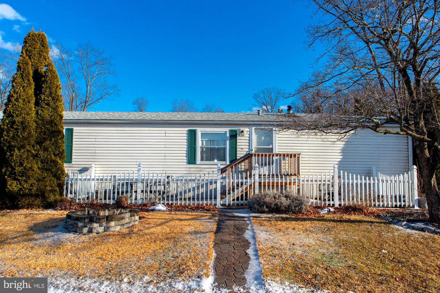 2 Evergreen Dr Property Photo