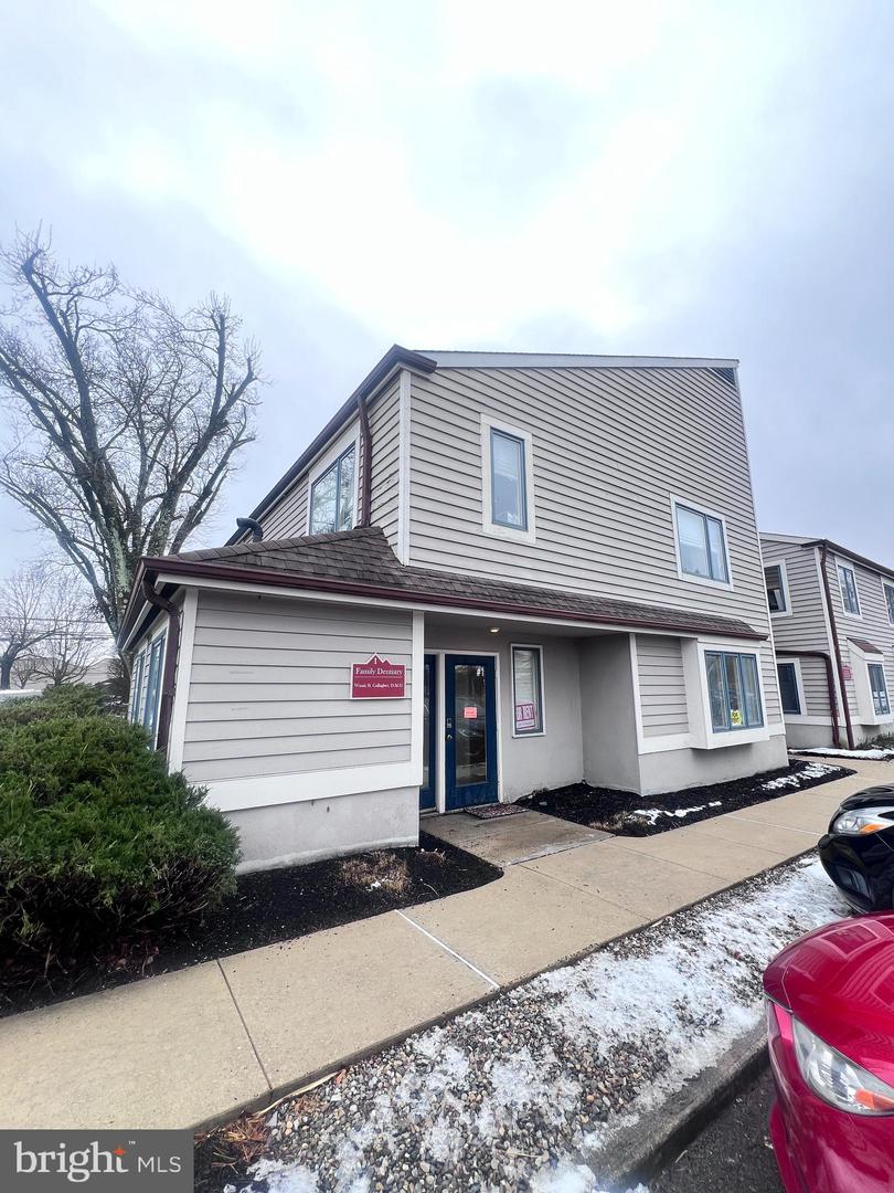 920 Lawn Ave #el1 Property Photo