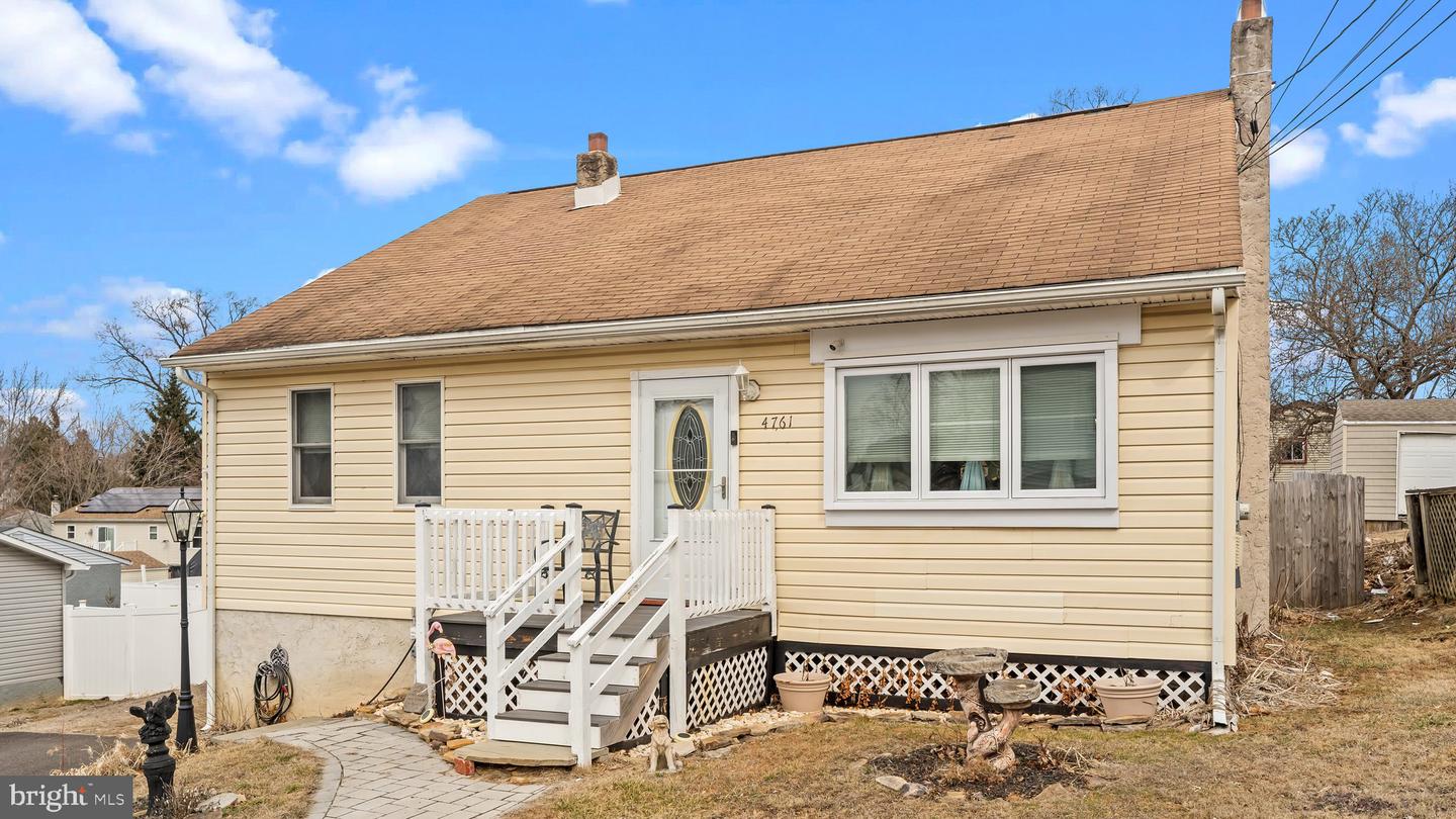 4761 Oak Ave Property Photo