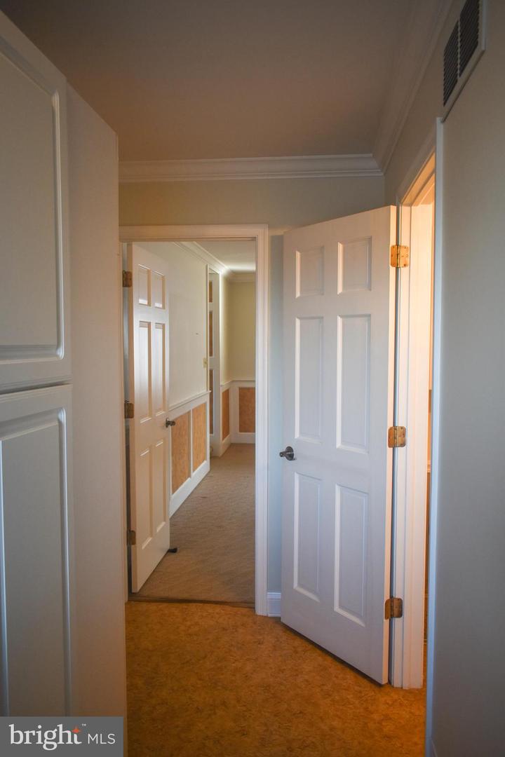 940 S West End Blvd Property Photo 48