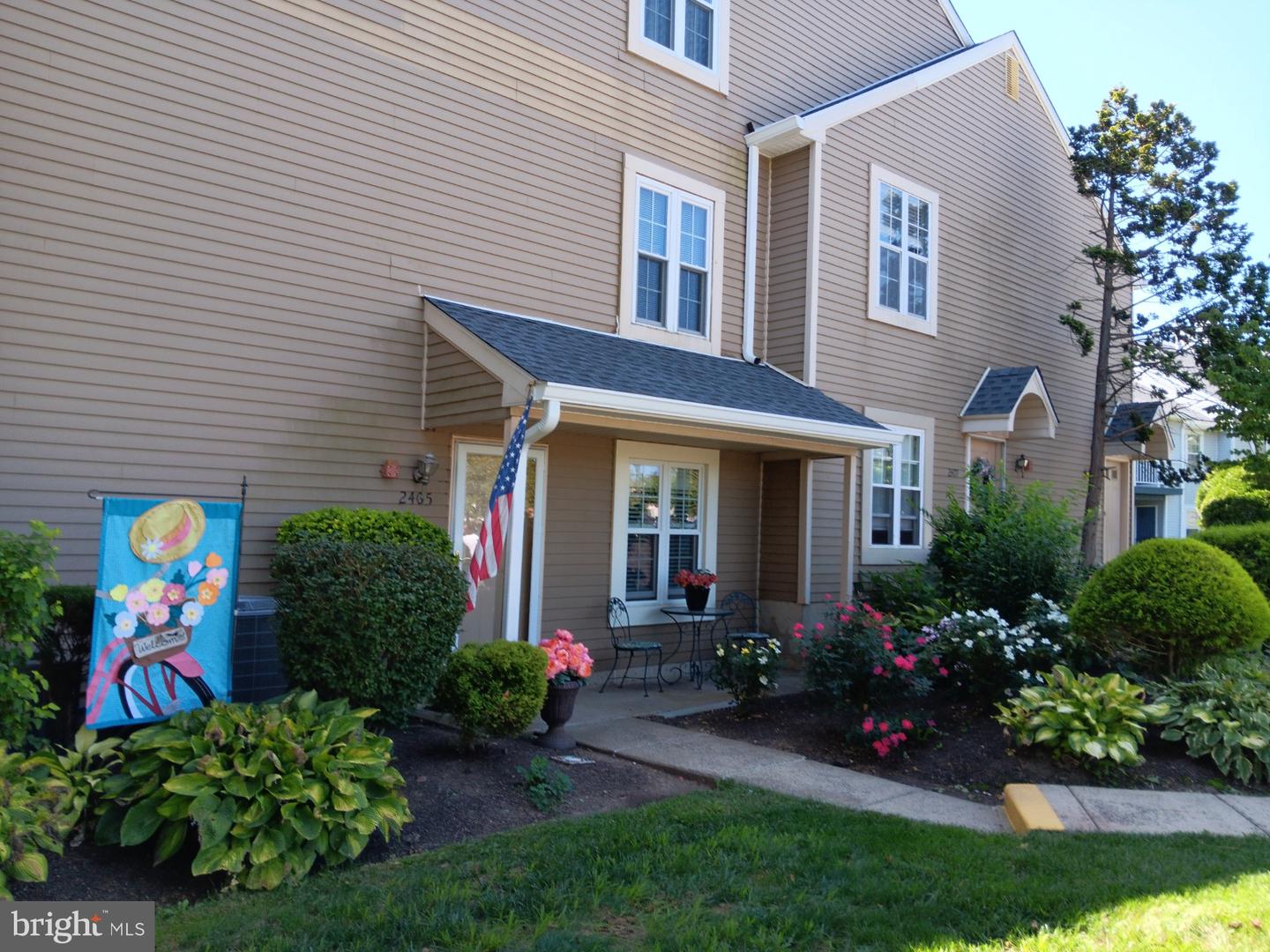 2405 Society Pl Property Photo