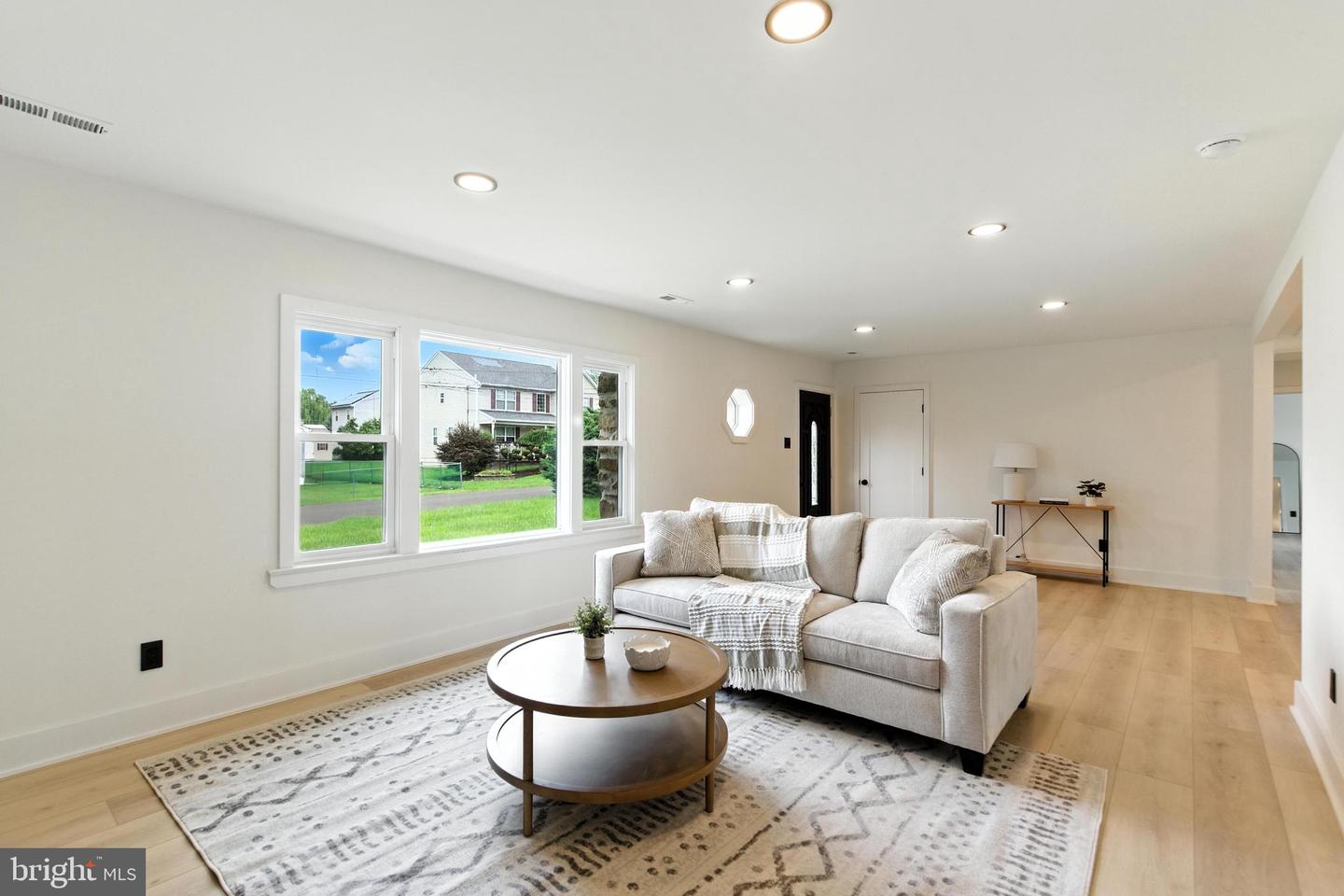 2611 Linconia Ave Property Photo 6