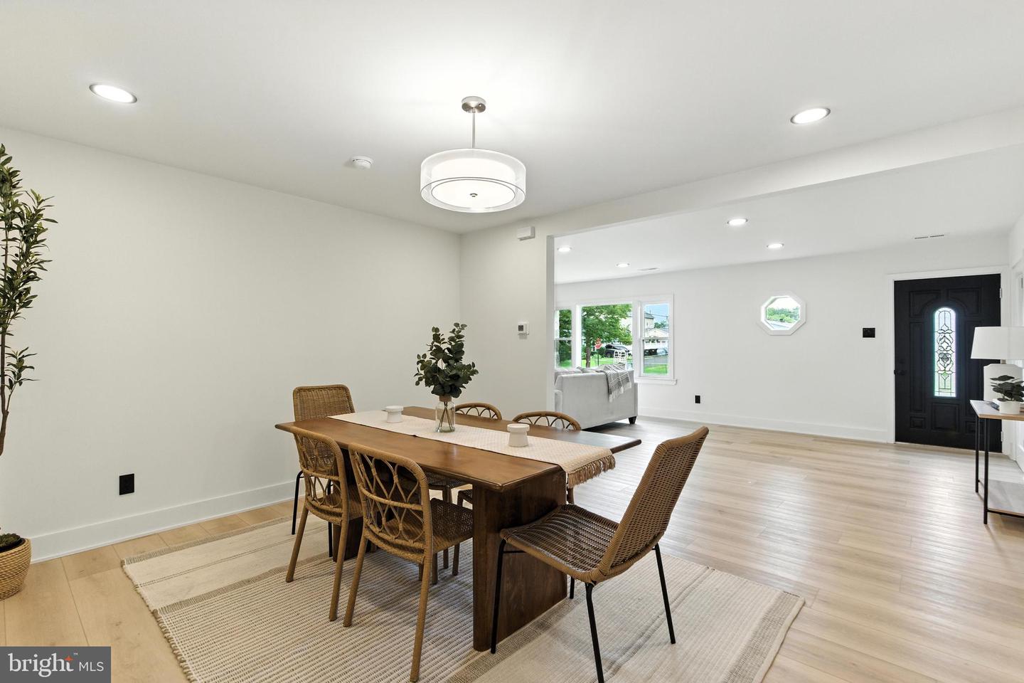 2611 Linconia Ave Property Photo 9