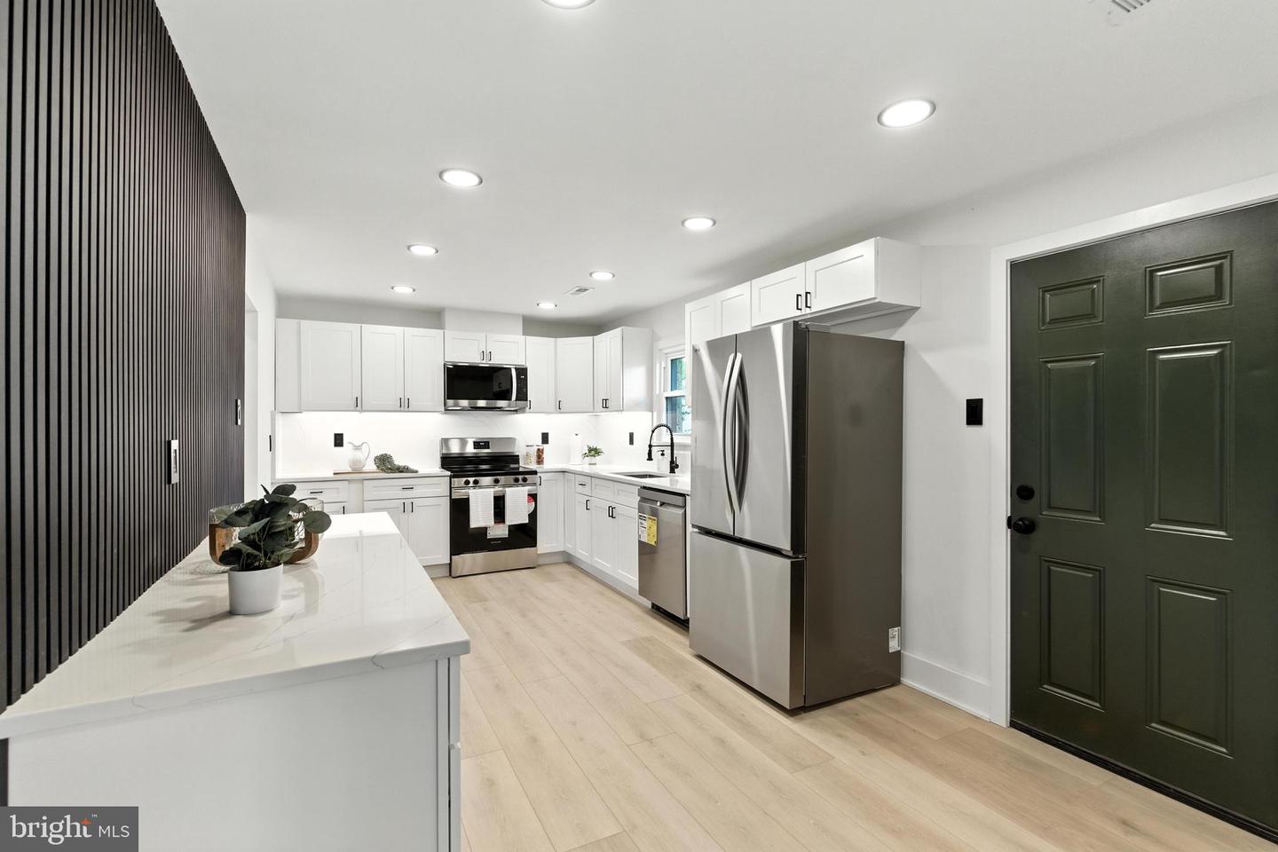 2611 Linconia Ave Property Photo 14