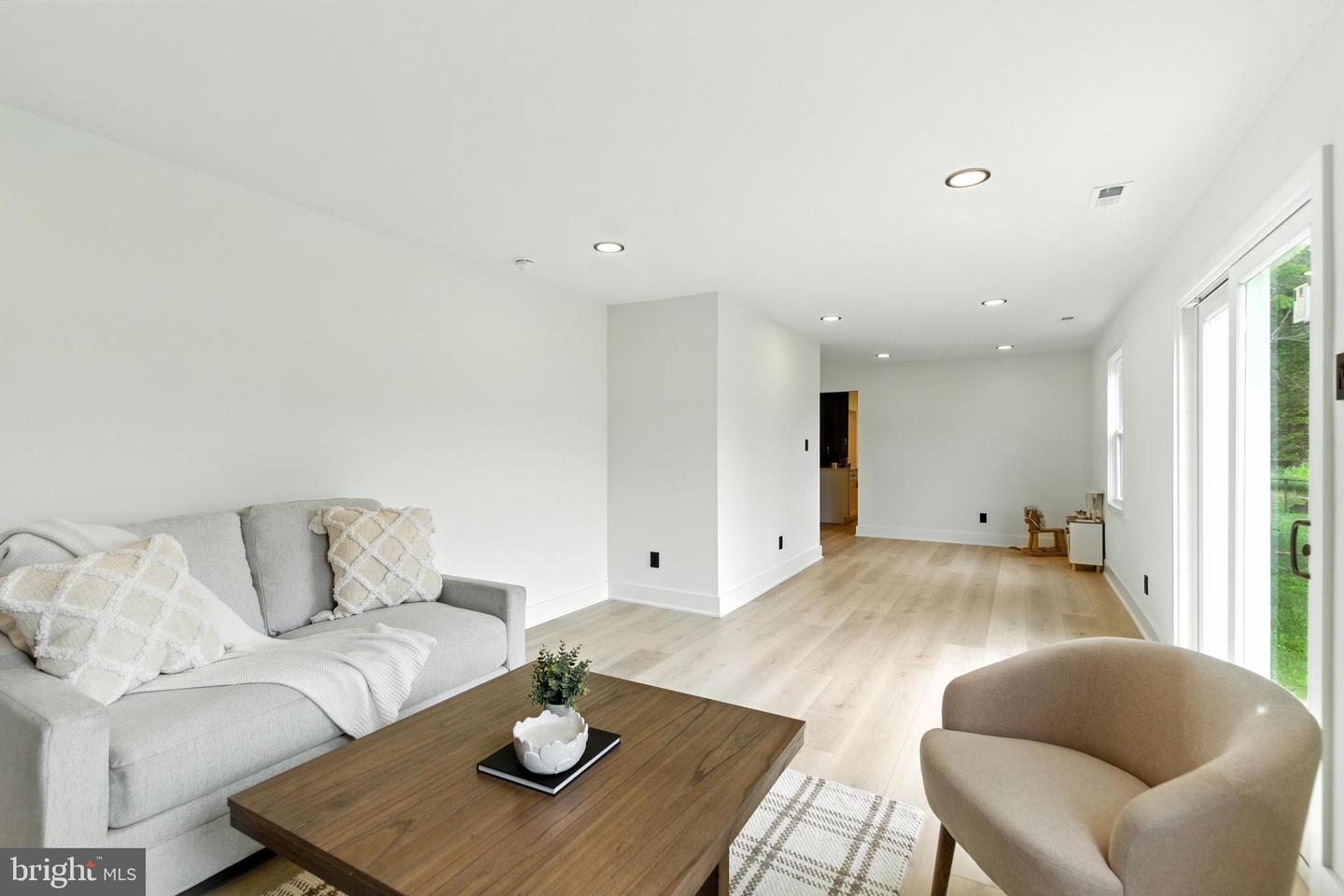 2611 Linconia Ave Property Photo 17