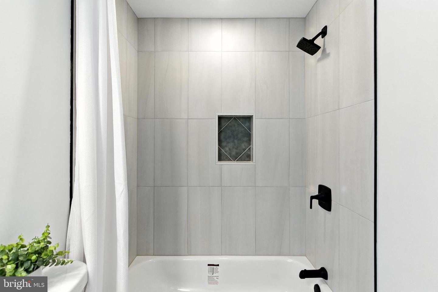 2611 Linconia Ave Property Photo 25