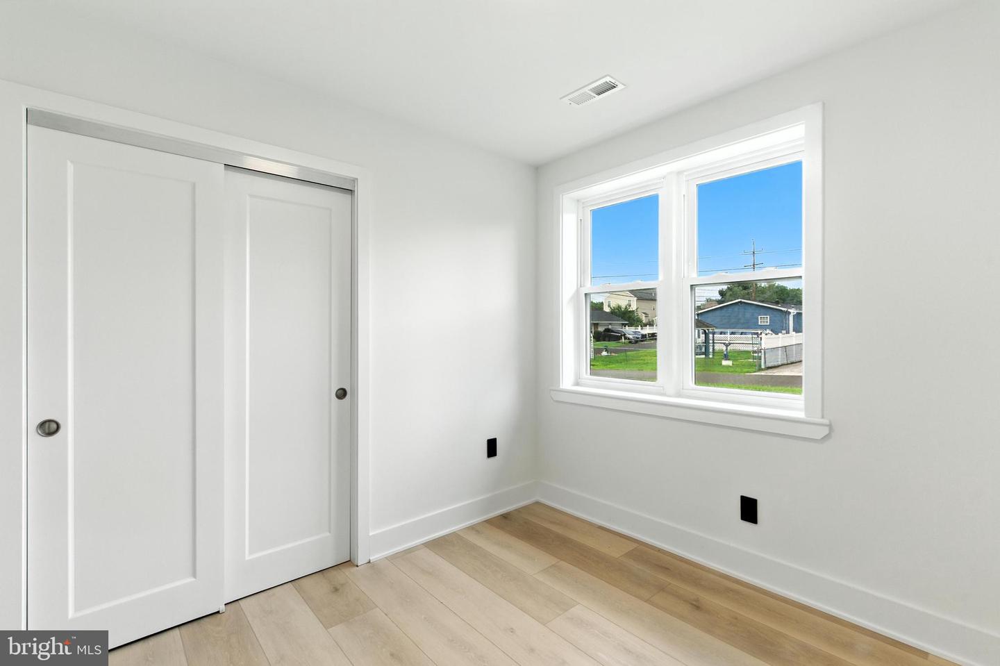 2611 Linconia Ave Property Photo 34