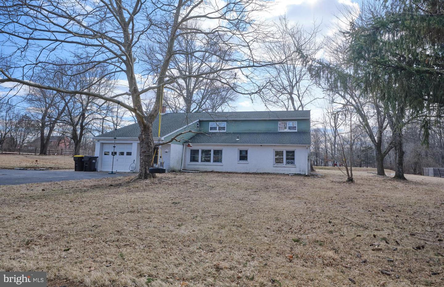 6092 N Worthington Rd Property Photo
