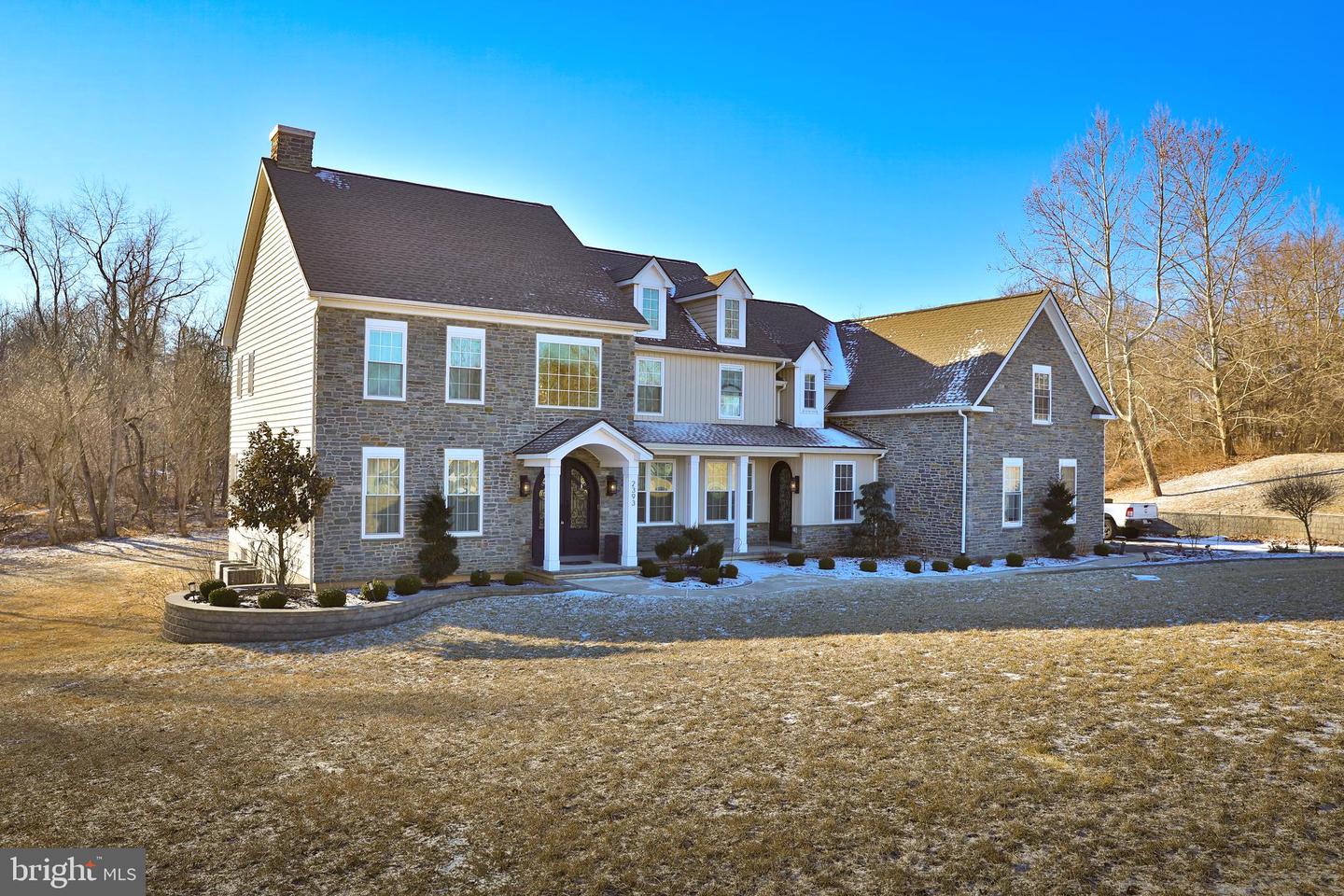 2393 Old Bristol Rd Property Photo