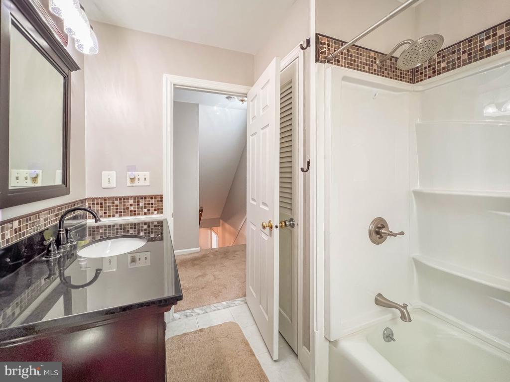 477 Hamilton Blvd Property Photo 17
