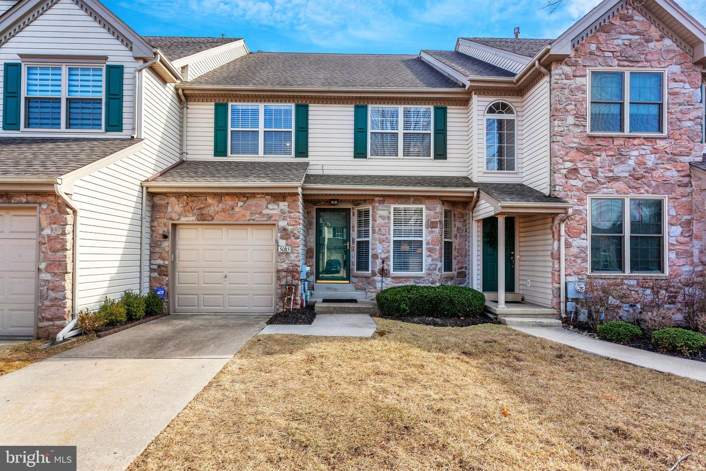 5085 Sagewood Ct Property Photo