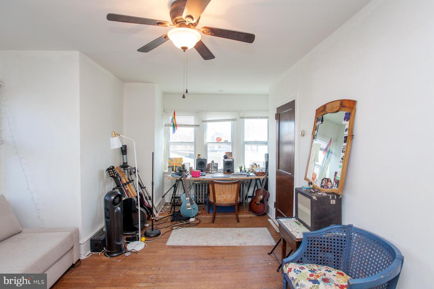 248 W State St Property Photo 16