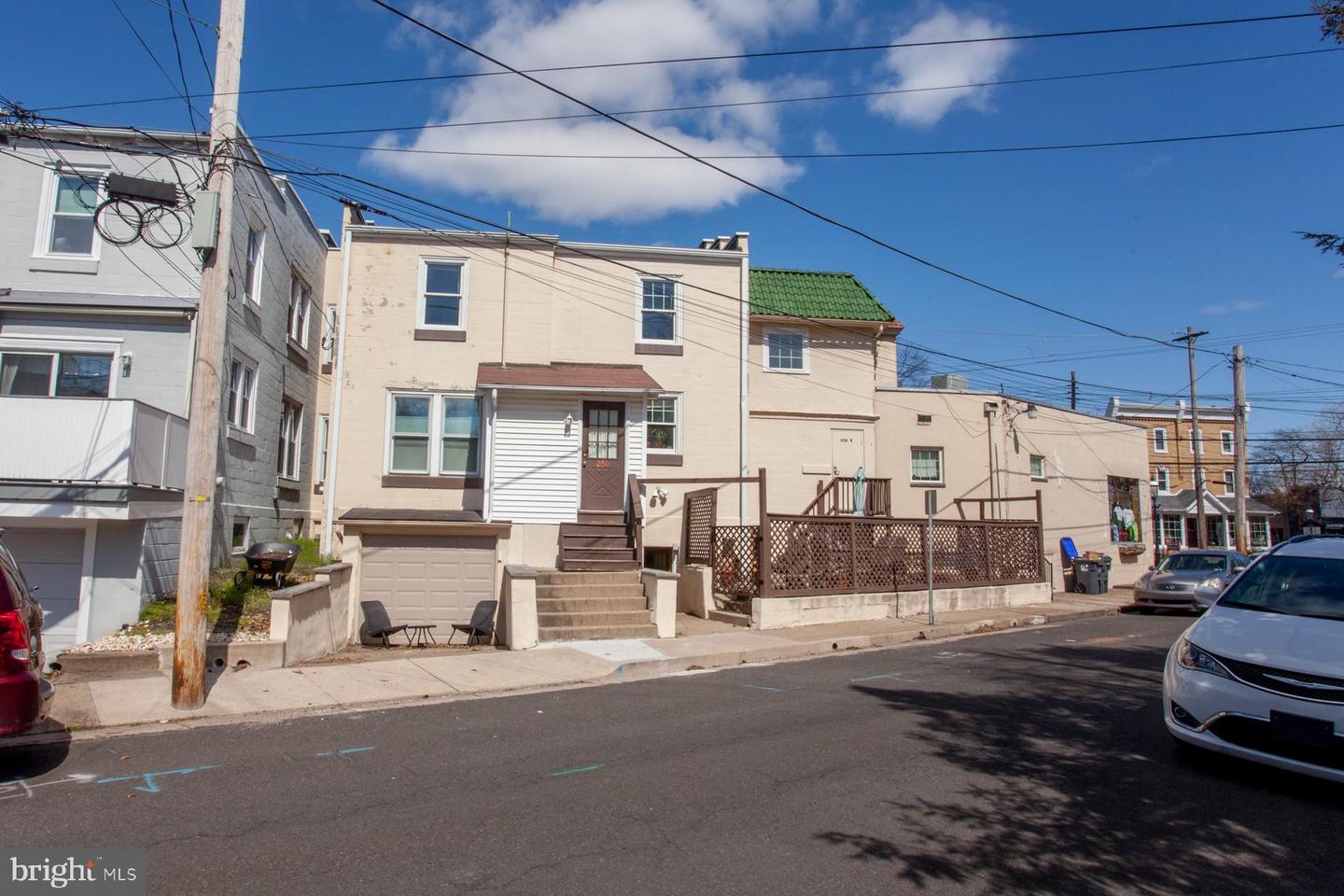 248 W State St Property Photo 59