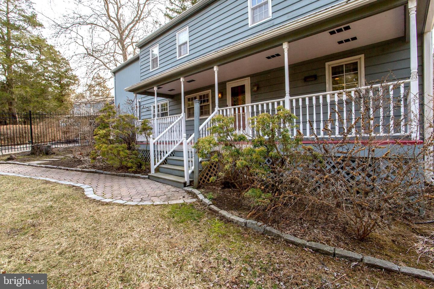 242 S Sugan Rd Property Photo