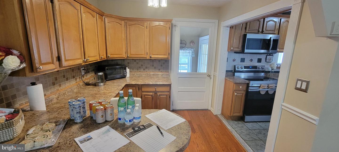 3866 Spruce Property Photo 10