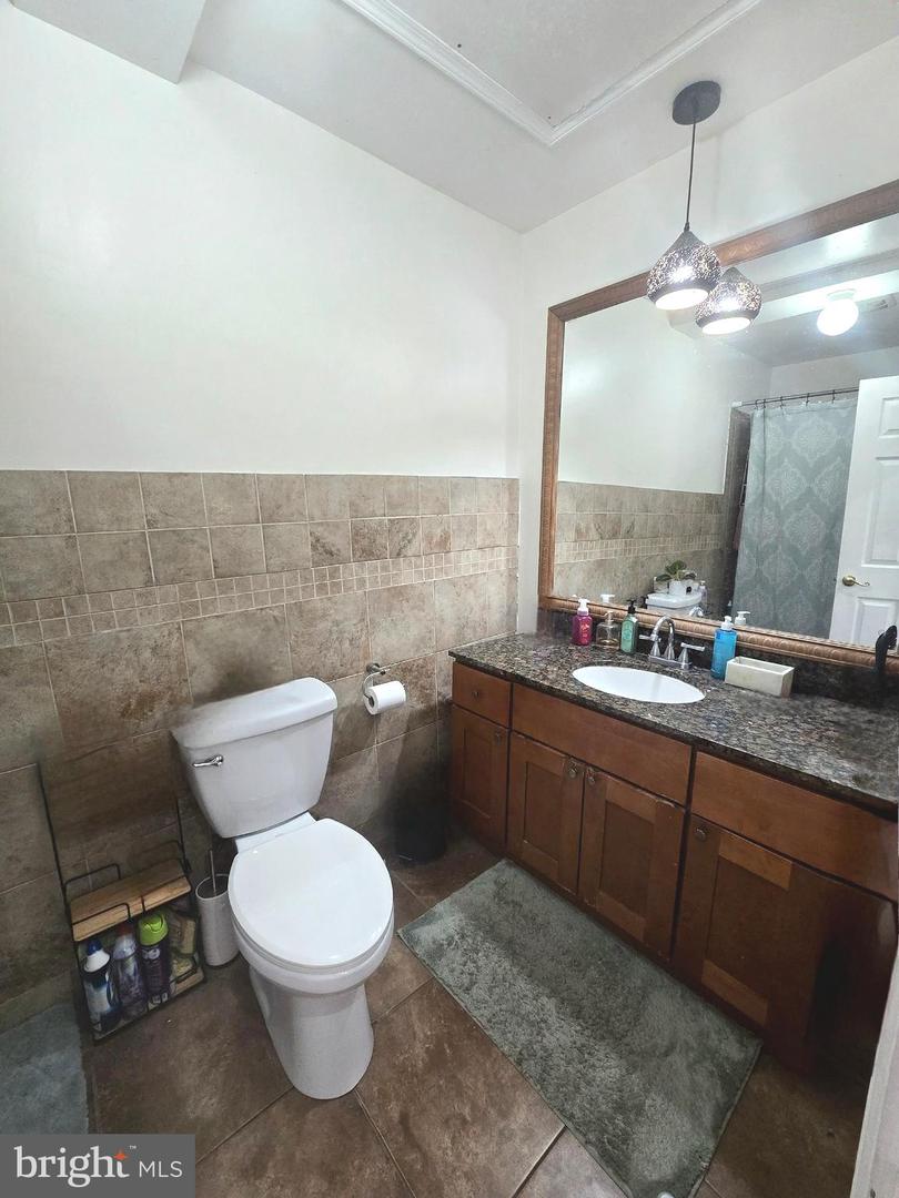 3866 Spruce Property Photo 22