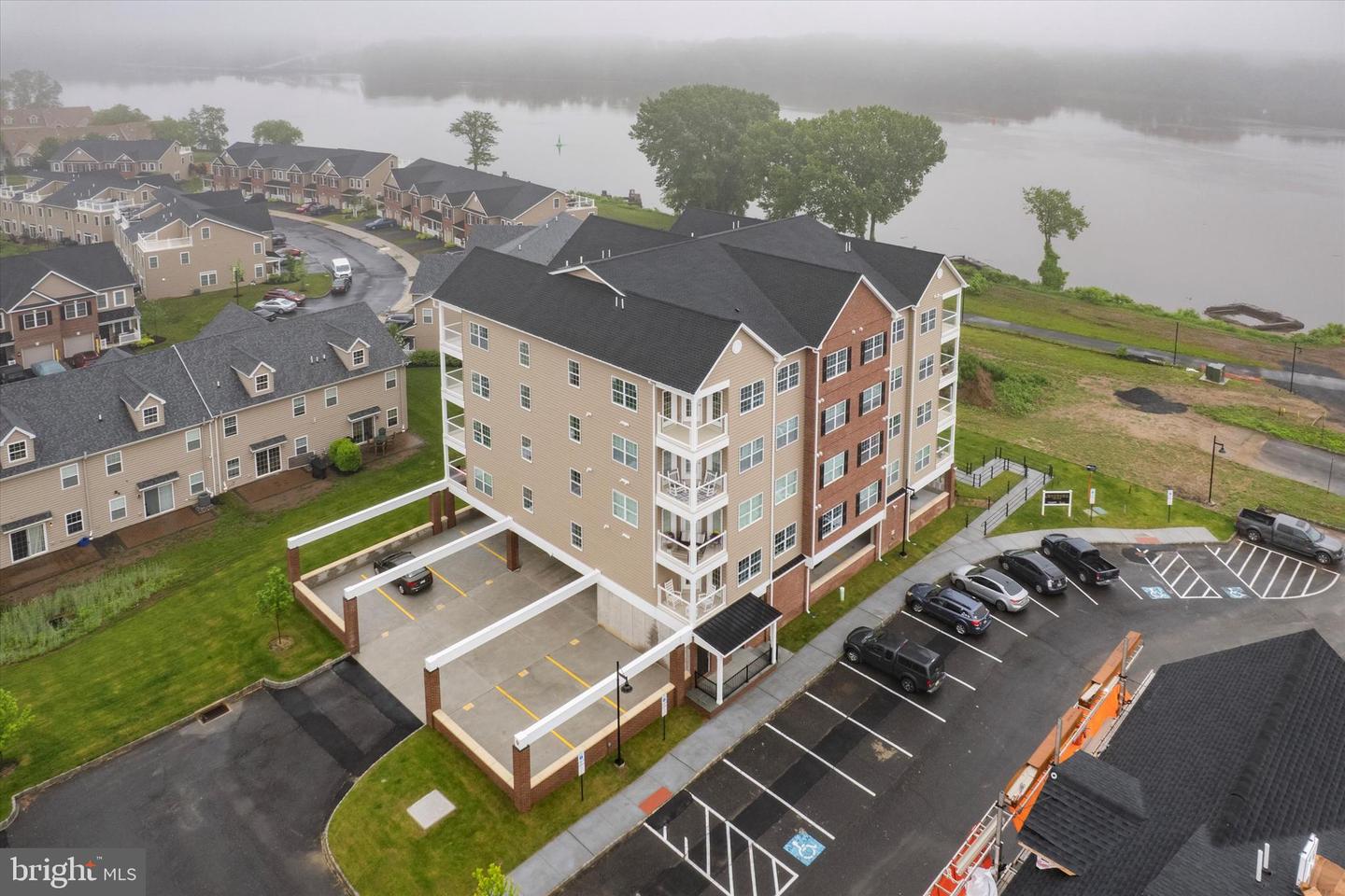 16241 River View Dr Property Photo 38