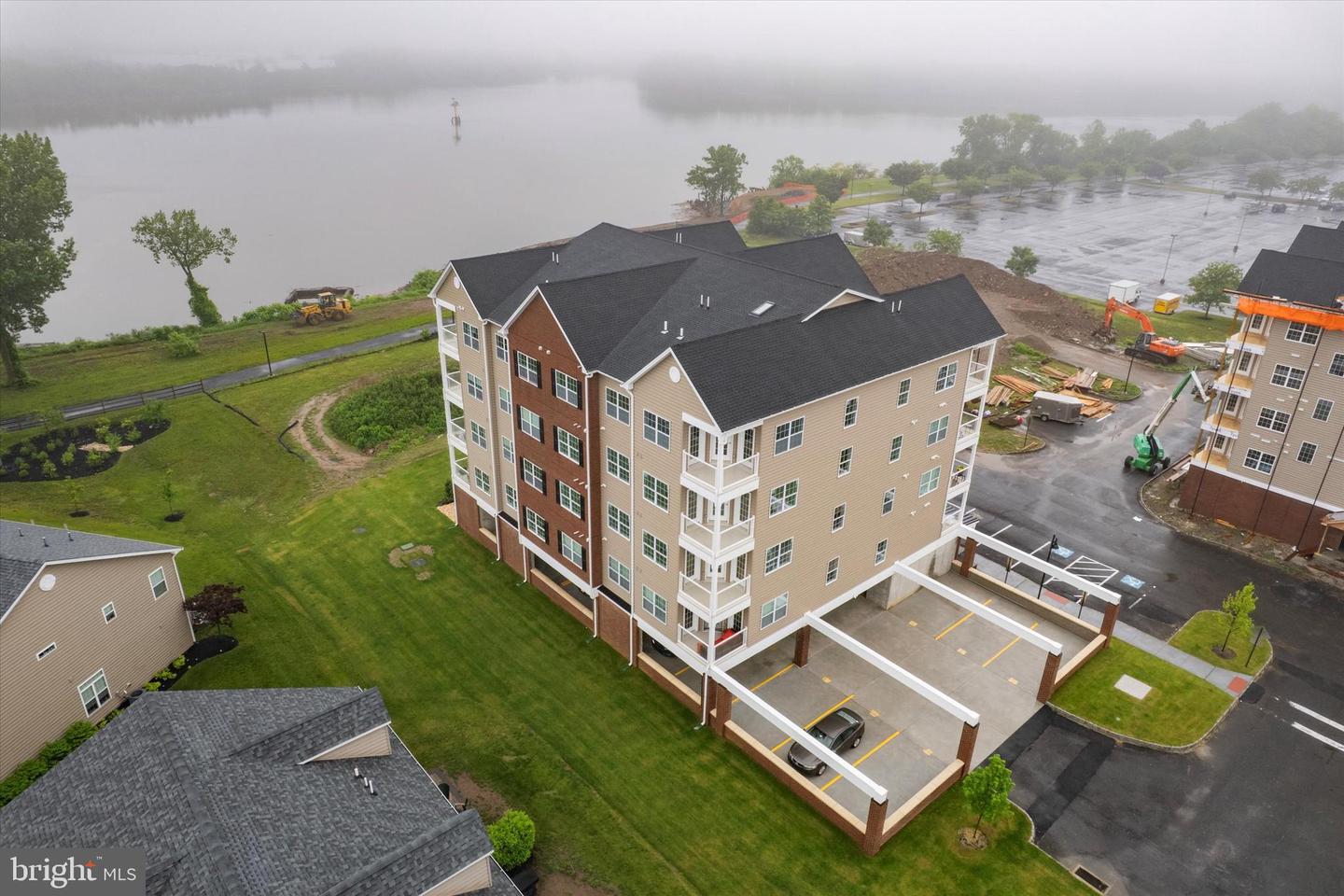 16434 River View Dr Property Photo 38