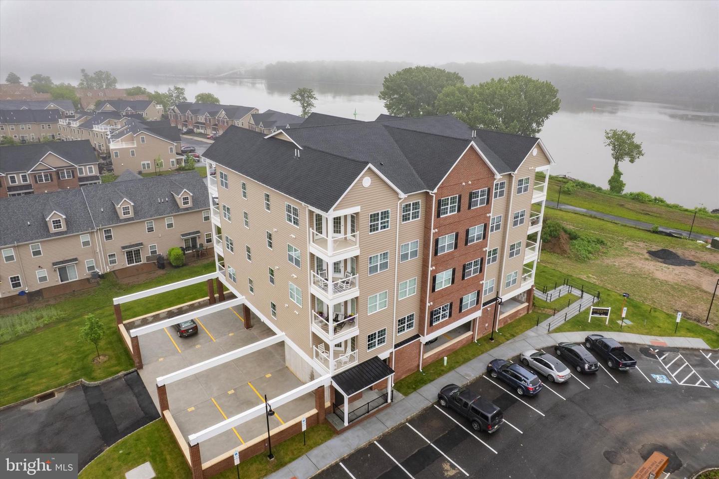 16434 River View Dr Property Photo 44