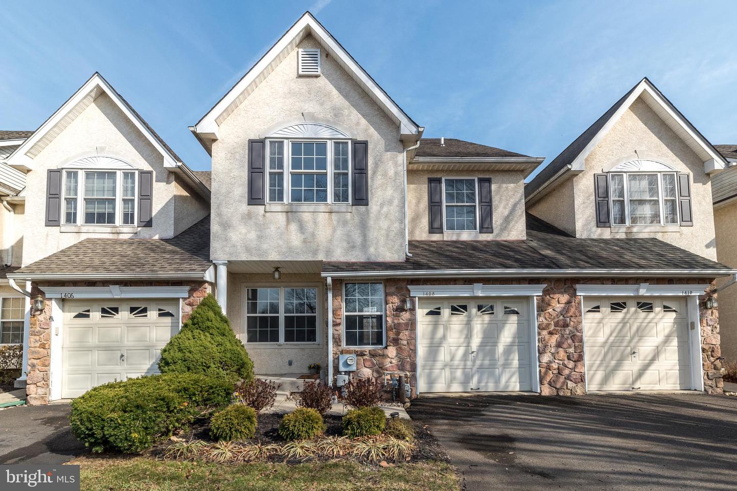 1408 Heron Way Property Photo