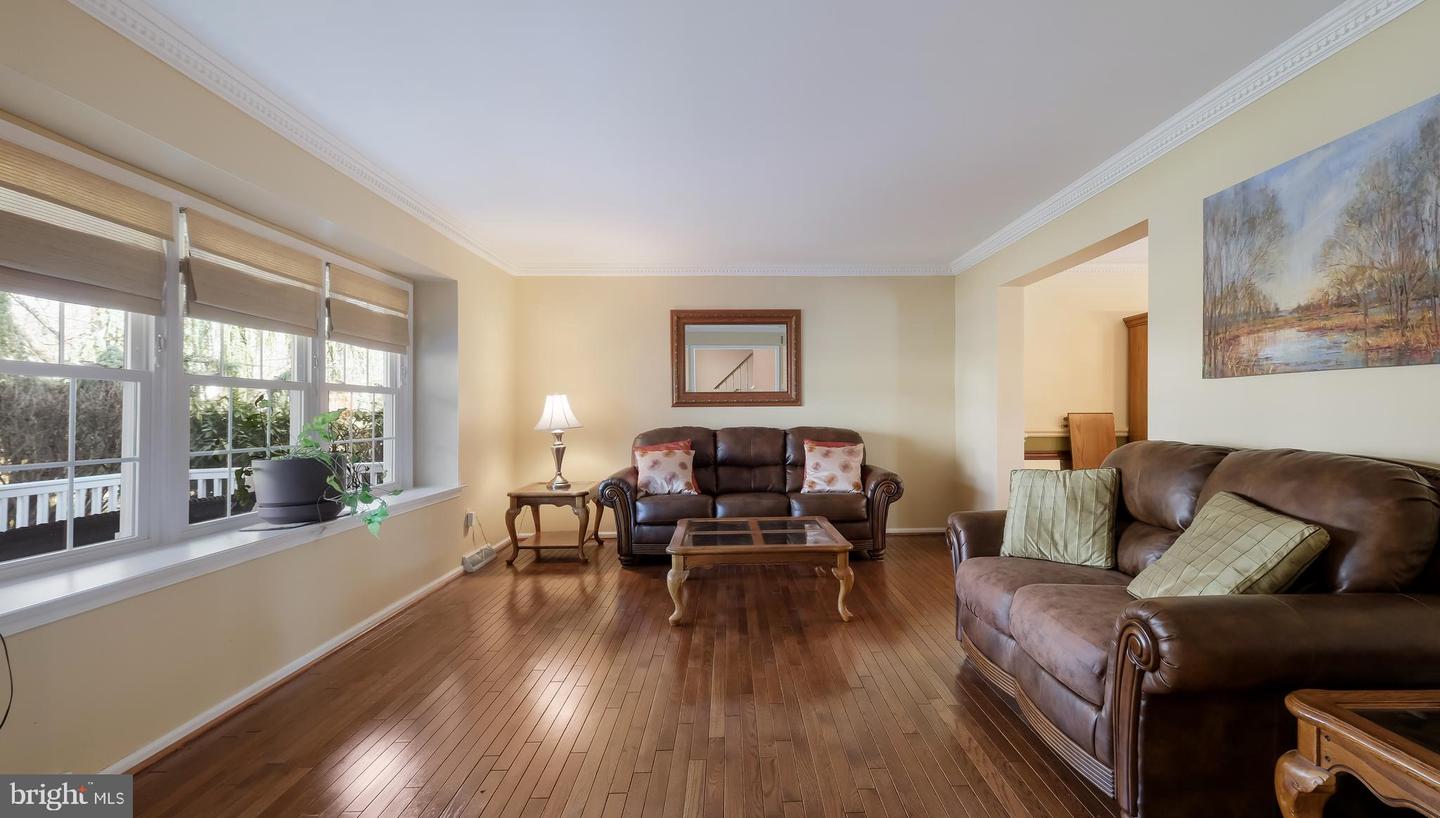 1810 Gait Cir Property Photo 11