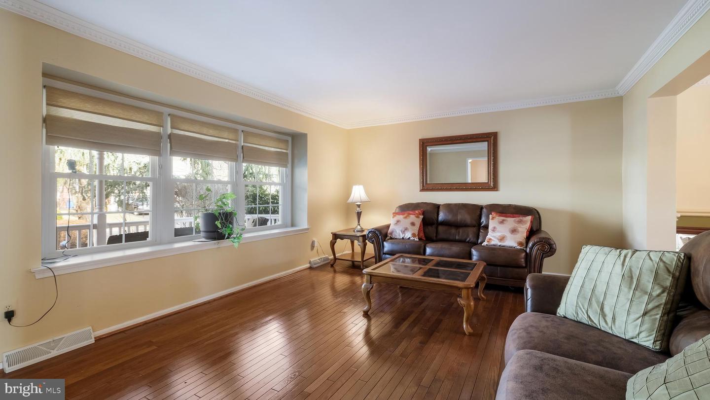 1810 Gait Cir Property Photo 12