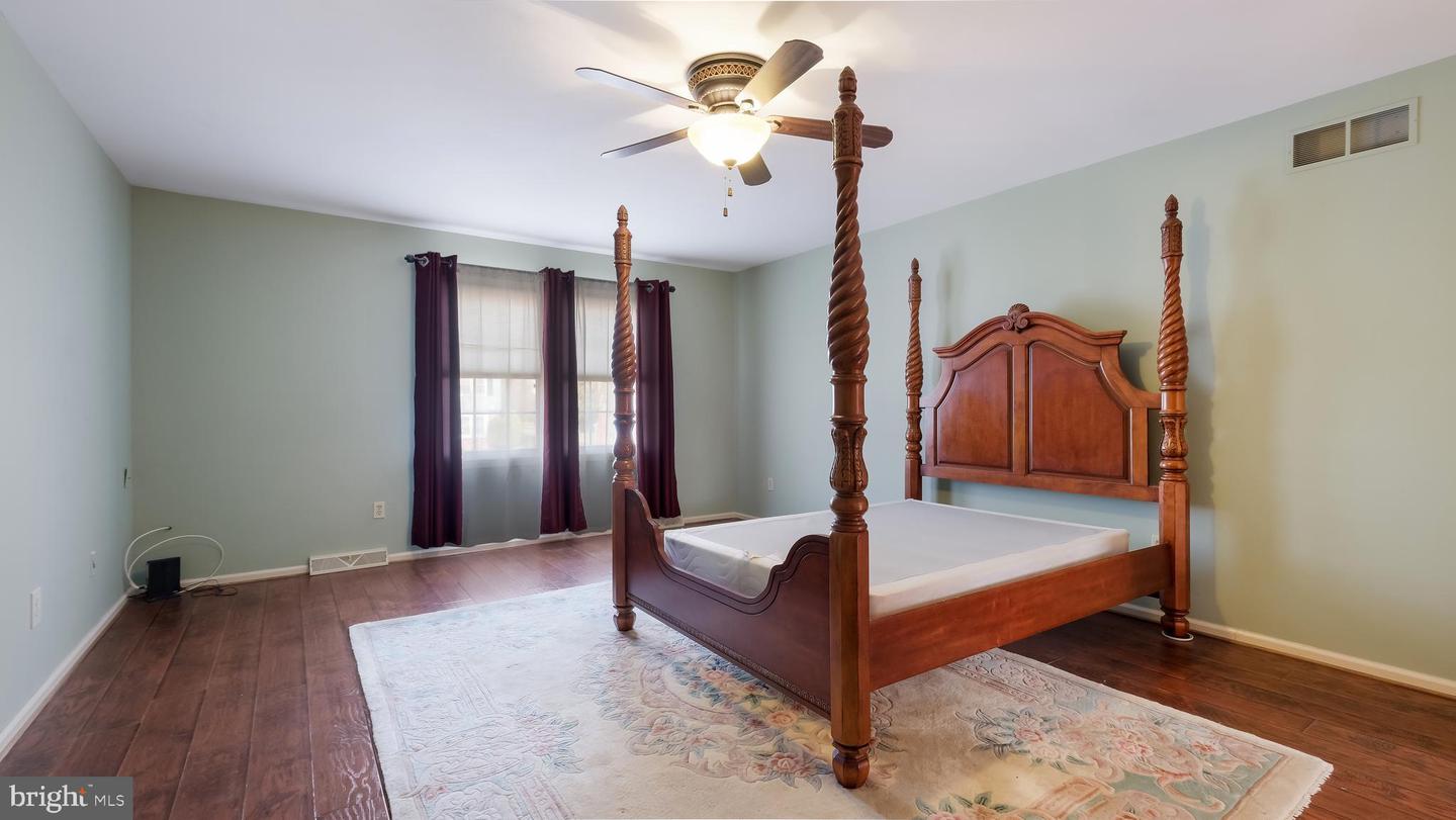 1810 Gait Cir Property Photo 26
