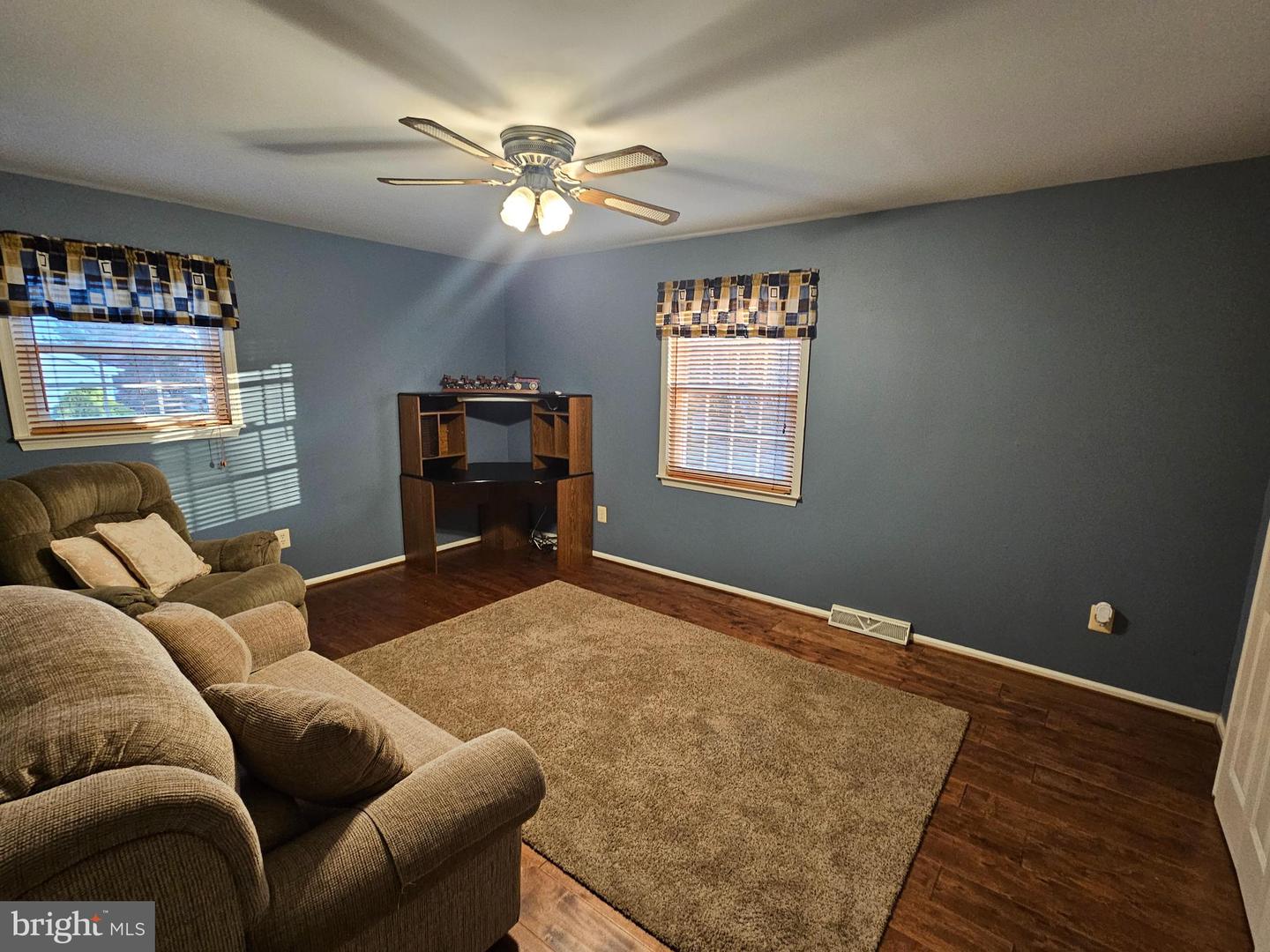 1810 Gait Cir Property Photo 32