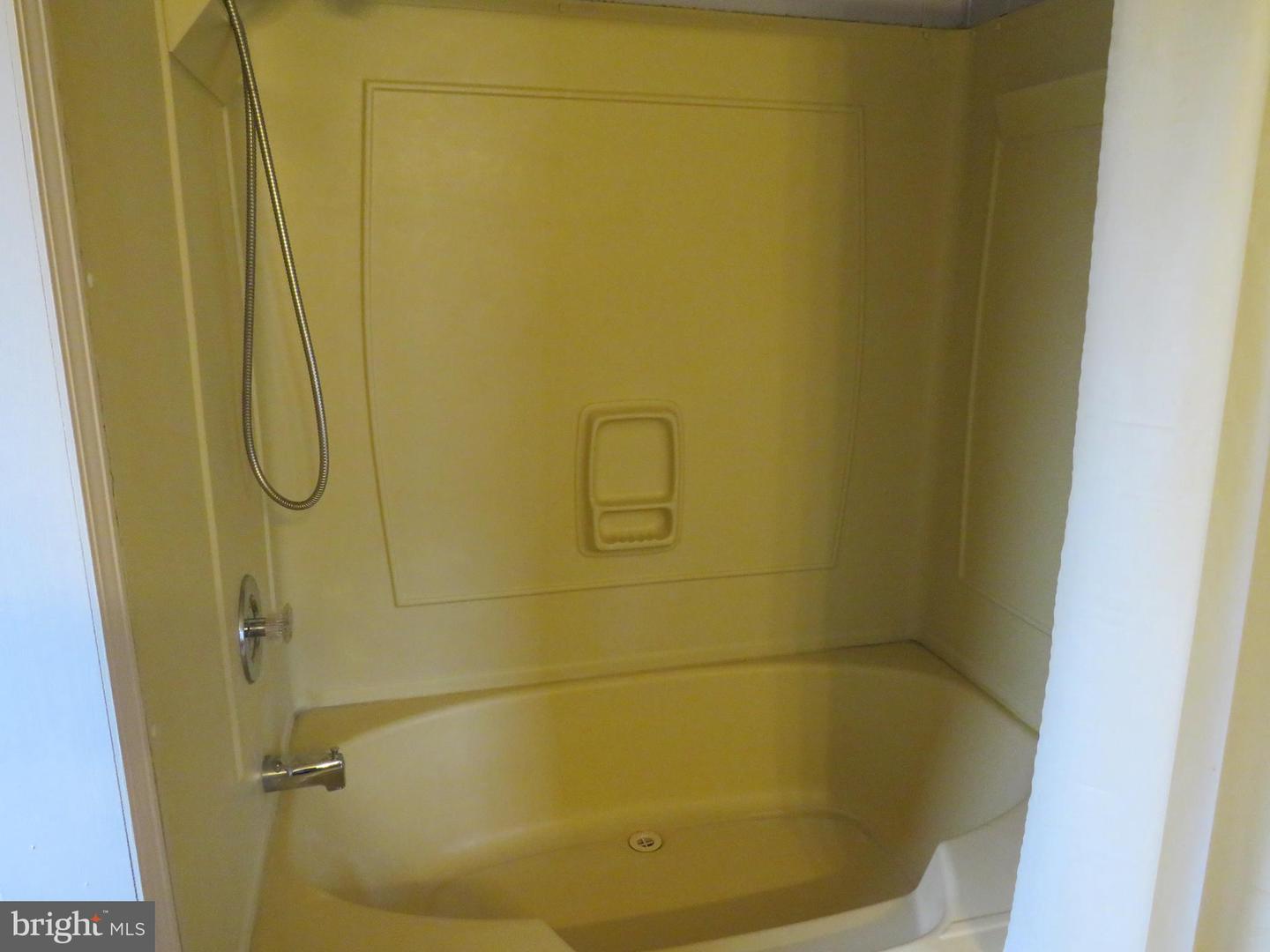 125 Fern Ct Property Photo 26