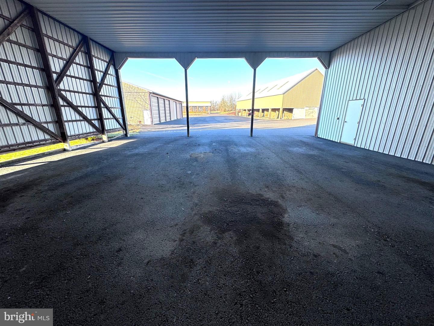 26 E Union St #front Property Photo 2
