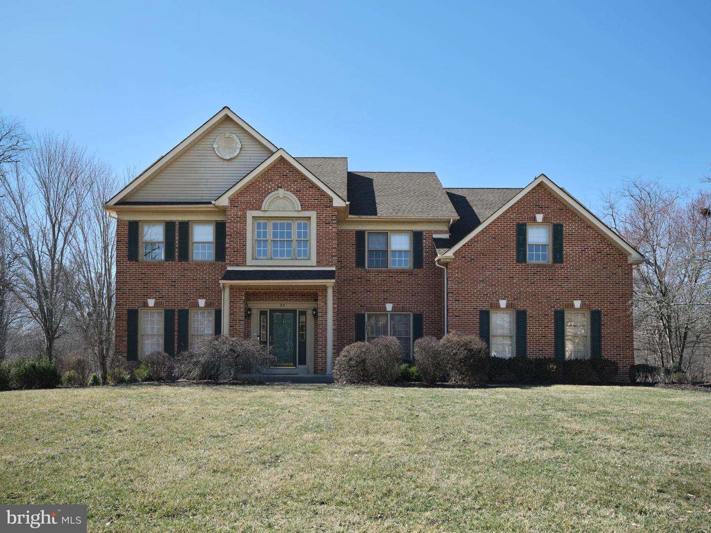 38 Bittersweet Dr Property Photo 1