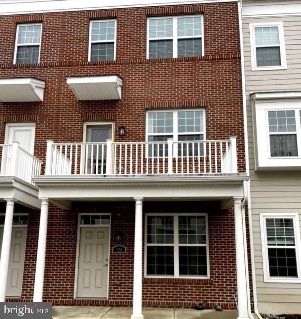 120 Prince George St Property Photo